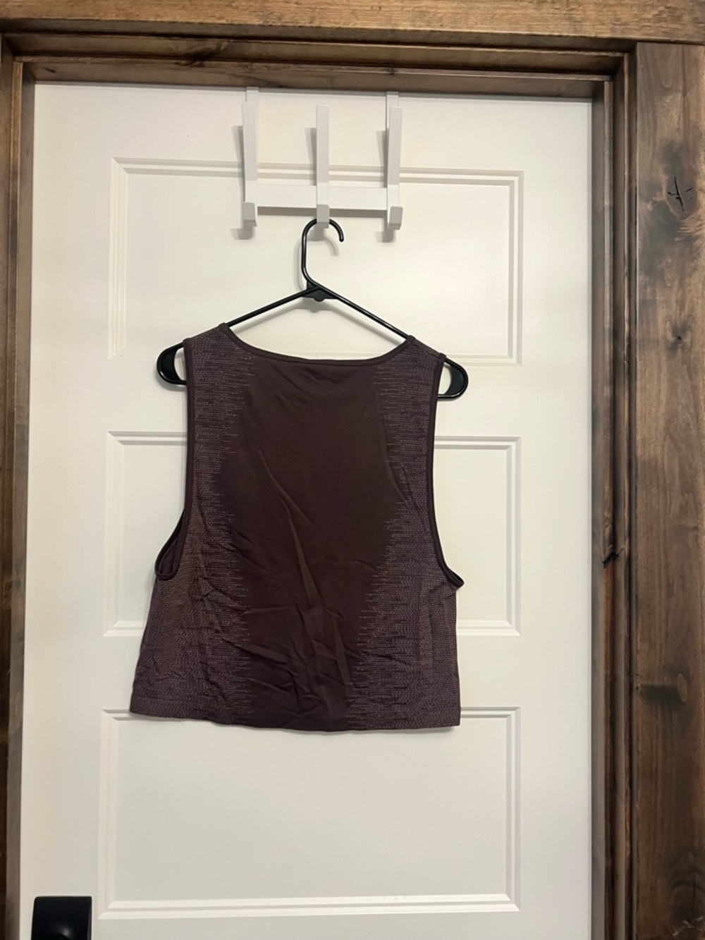Under Armour Women's Maroon Cropped Muscle Tank - Picture 3 of 3